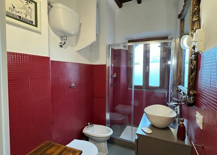 Borgo Di Sopra 51 *